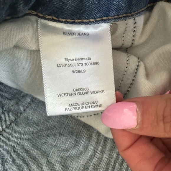 Silver Elyse Bermuda Shorts Size 28 - Picture 15 of 15